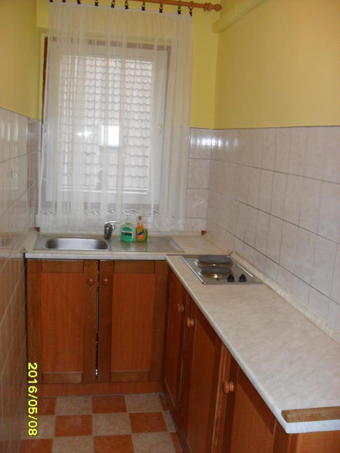 Oazis Apartman Harkány Buitenkant foto